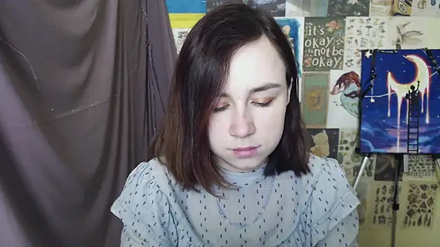 Snapshot of VeryVeryVeryShy_ chatting on March 11, 6:43 am VeryVeryVeryShy online show from March 11, 6:43 am