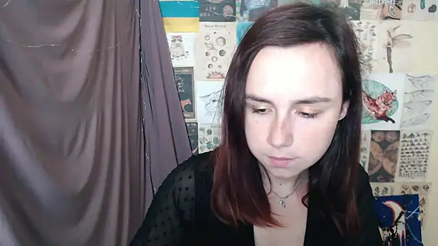 Snapshot of VeryVeryVeryShy_ chatting on September 15, 5:18 am VeryVeryVeryShy online show from September 15, 5:18 am