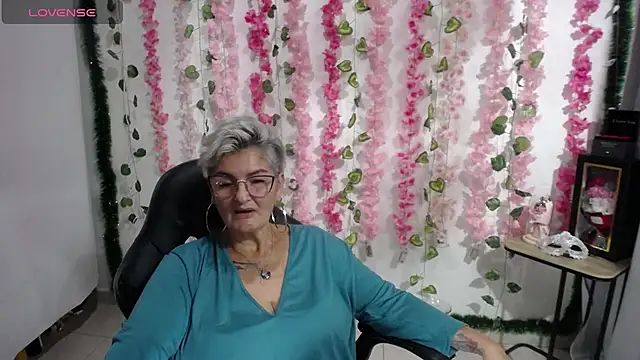 bety-cum2 online show from February 22, 9:26 pm