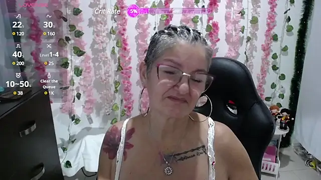 bety-cum2 online show from March 12, 11:20 am