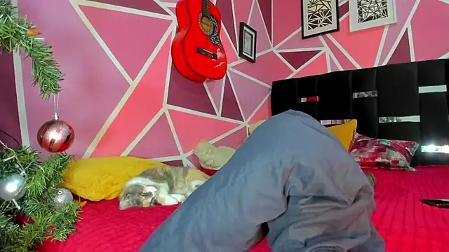 Little doll  online show from December 16, 2:27 am