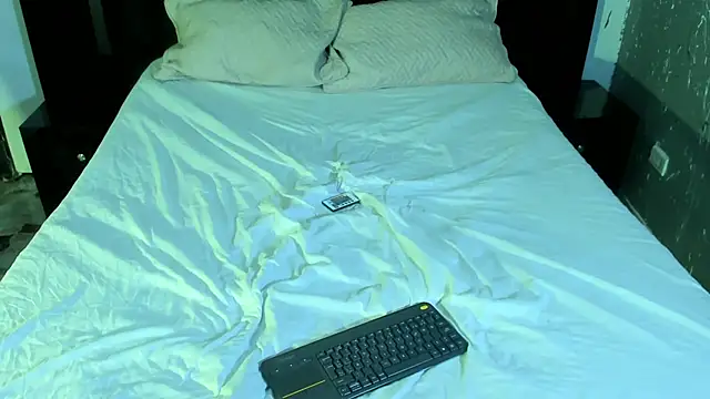 AndyWiilliams online show from January 5, 2:17 am