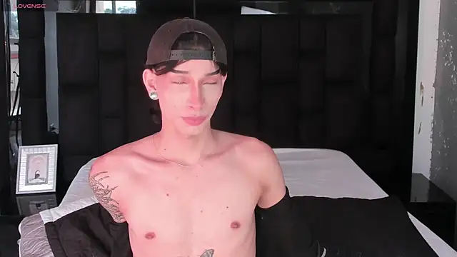 AndyWiilliams online show from February 28, 8:39 pm