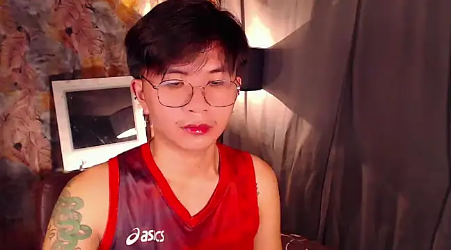 Snapshot of Sexy_Handsome_Drex chatting on December 2, 10:50 am Sexy Handsome Drex online show from December 2, 10:50 am