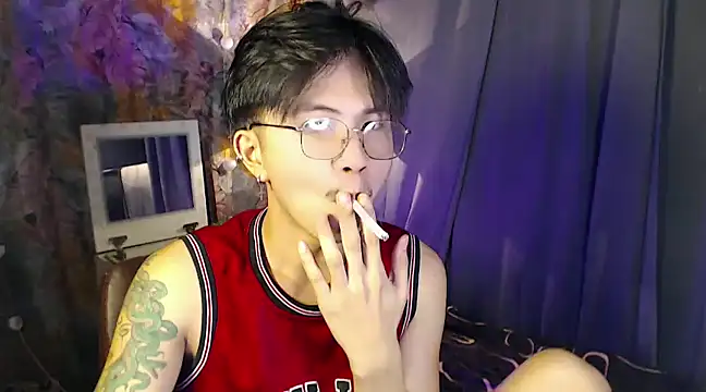 Snapshot of Sexy_Handsome_Drex chatting on December 8, 7:26 am Sexy Handsome Drex online show from December 8, 7:26 am