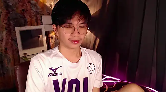 Snapshot of Sexy_Handsome_Drex chatting on December 26, 9:33 am Sexy Handsome Drex online show from December 26, 9:33 am