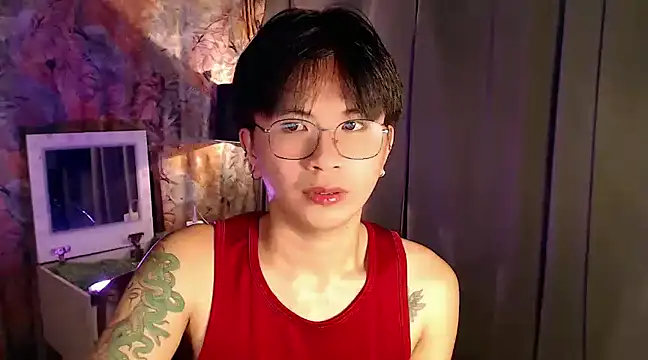 Snapshot of Sexy_Handsome_Drex chatting on January 20, 8:52 am Sexy Handsome Drex online show from January 20, 8:52 am