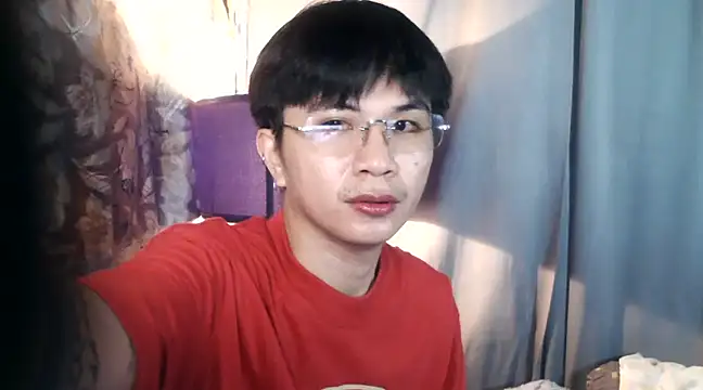 Snapshot of Sexy_Handsome_Drex chatting on February 27, 11:10 am Sexy Handsome Drex online show from February 27, 11:10 am