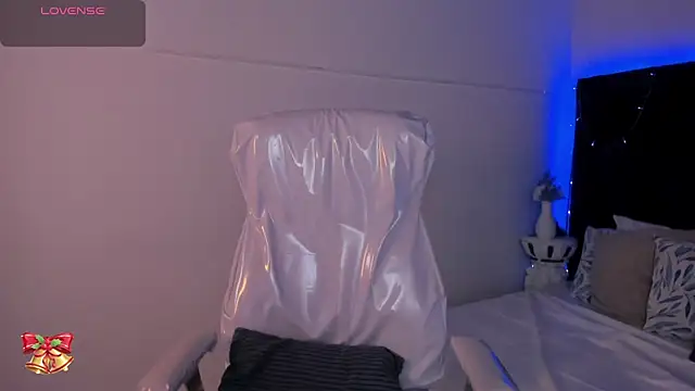 lauren fit online show from February 15, 2:33 pm