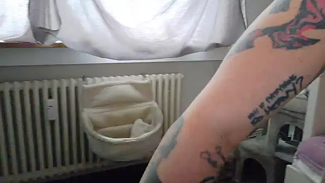 wetgerman 2 online show from December 15, 10:41 am