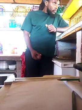 Snapshot of BigBlacBoyD chatting on February 3, 8:41 am BigBlacBoyD online show from February 3, 8:41 am