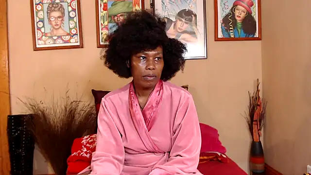 Snapshot of ebonyassbest4u chatting on March 12, 9:23 am ebonyassbest4u online show from March 12, 9:23 am