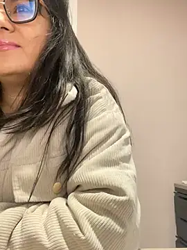 SWEETLILY18 online show from January 30, 11:22 am