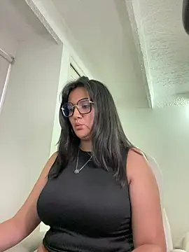 SWEETLILY18 online show from February 26, 11:09 am