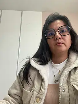 SWEETLILY18 online show from March 21, 2:29 pm