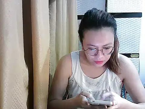 crizzybel online show from November 10, 9:25 pm