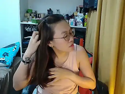 crizzybel online show from February 20, 5:13 pm