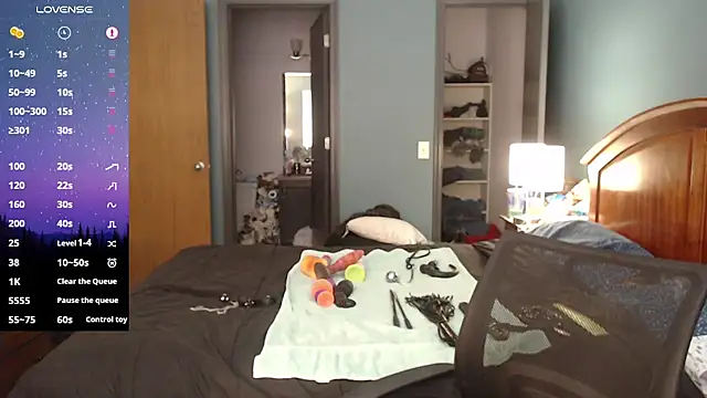 kinkywolf429 online show from January 17, 6:54 pm