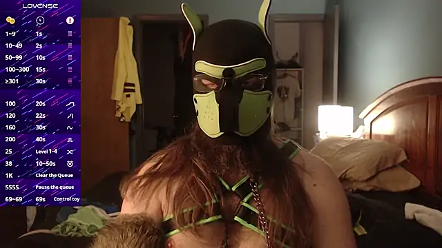 kinkywolf429 online show from September 13, 2:28 pm