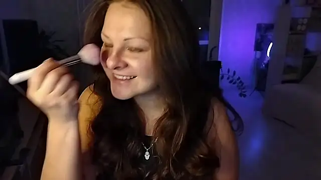 Marla Singerrr online show from November 4, 8:30 pm