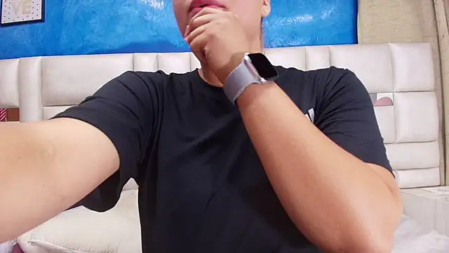 leon gaby online show from February 25, 7:14 pm