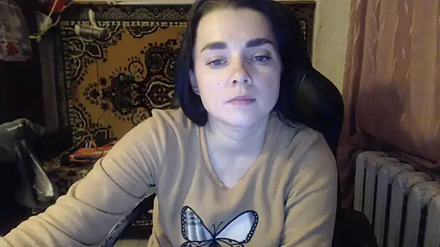 Snapshot of AlisaLaDiva chatting on December 12, 9:15 pm AlisaLaDiva online show from December 12, 9:15 pm