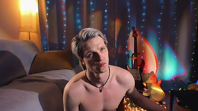 Breston Sweet online show from December 20, 4:14 pm