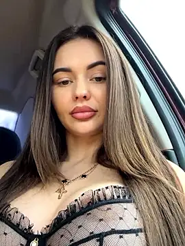 Snapshot of PrincessaHill_ chatting on December 3, 10:39 am PrincessaHill online show from December 3, 10:39 am