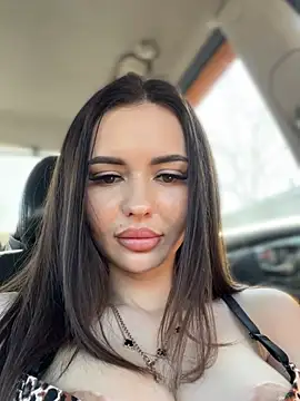 Snapshot of PrincessaHill_ chatting on February 20, 9:55 am PrincessaHill online show from February 20, 9:55 am