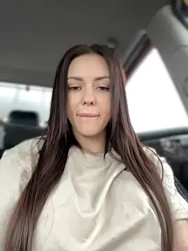 PrincessaHill  online show from April 21, 8:42 am