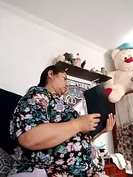 Keyla01  online show from September 26, 12:31 pm