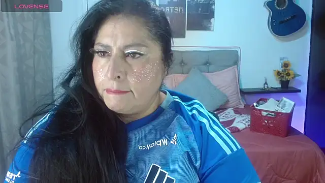 Keyla01  online show from June 18, 6:45 pm