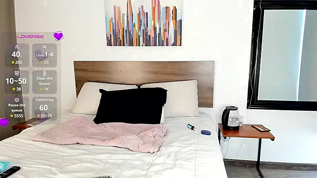 Ginebraa Saenz online show from December 3, 2:16 pm