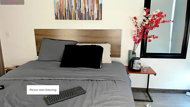 Ginebraa Saenz online show from December 9, 2:17 pm