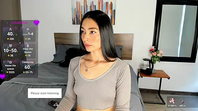 Ginebraa Saenz online show from February 17, 1:32 pm