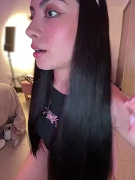 martiiaciar online show from December 4, 2:10 am