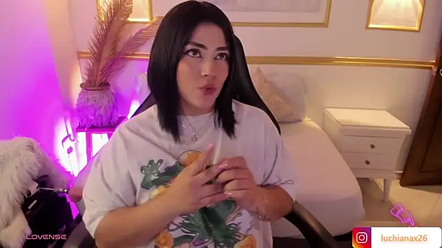 lucy26  online show from March 2, 5:12 am