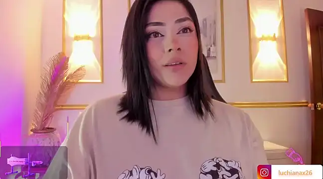 lucy26  online show from March 11, 5:27 am