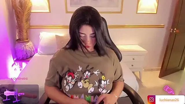 lucy26  online show from March 18, 2:25 am