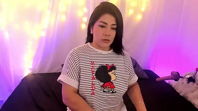 lucy26  online show from September 20, 2:45 am