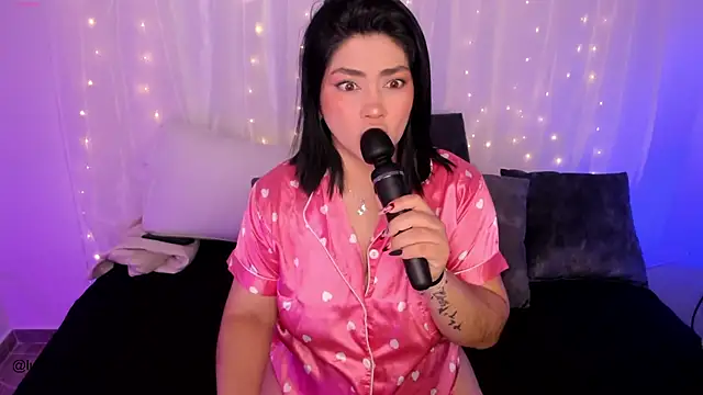 lucy26  online show from October 23, 1:38 am