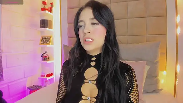 Victoria adaams online show from April 13, 2:44 pm