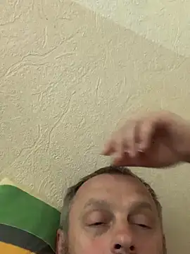 Snapshot of GHsveter chatting on May 11, 2:56 pm GHsveter online show from May 11, 2:56 pm