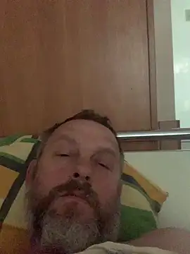 Snapshot of GHsveter chatting on May 20, 3:13 am GHsveter online show from May 20, 3:13 am