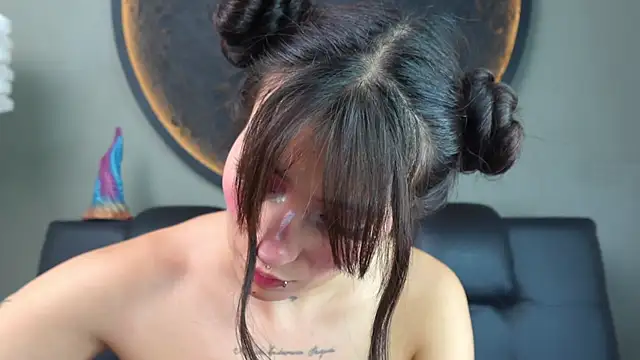 miss sharlotte18 online show from March 20, 6:13 pm