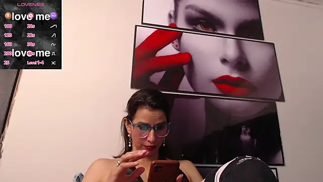 Eva-Williams online show from January 28, 9:29 pm