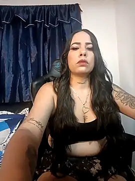 Snapshot of Bianka_olivetto021 chatting on May 9, 10:04 pm Bianka olivetto021 online show from May 9, 10:04 pm