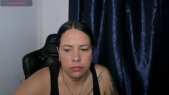 Snapshot of Bianka_olivetto021 chatting on May 22, 9:31 pm Bianka olivetto021 online show from May 22, 9:31 pm