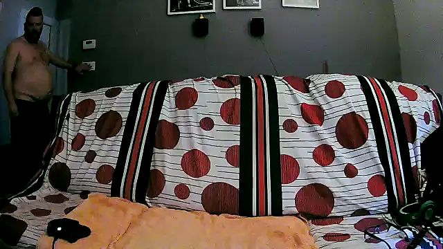 txan9876 online show from December 23, 8:23 am