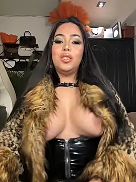 BigDominaMia online show from November 16, 6:13 pm